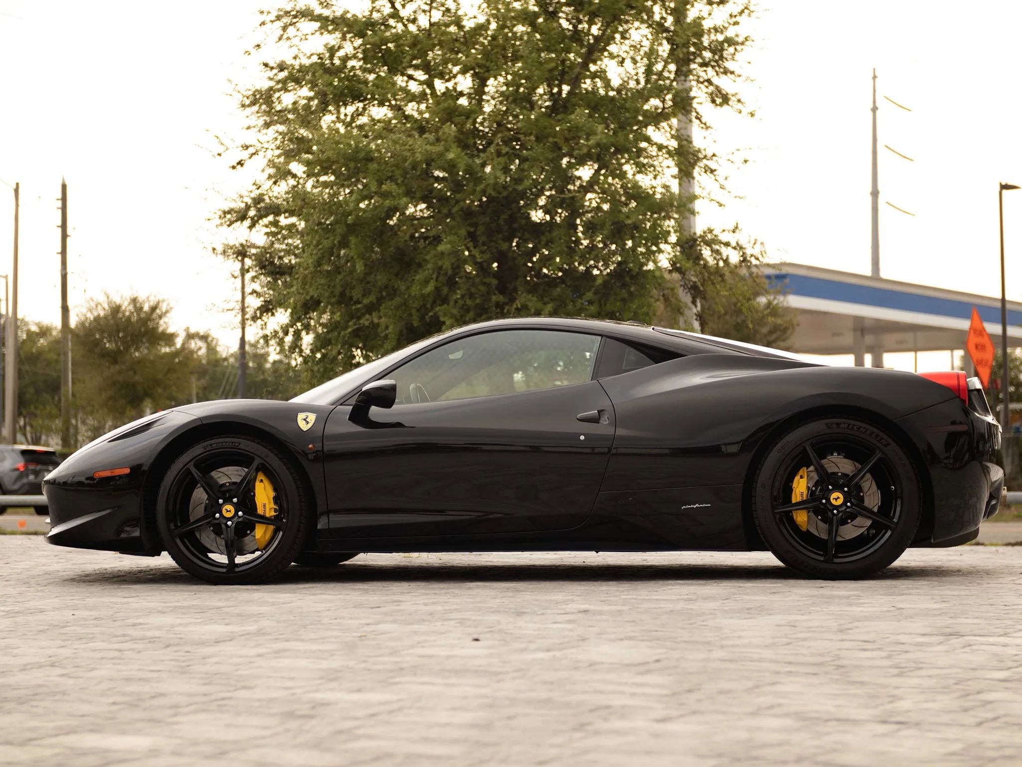 Used 2010 Ferrari 458 Italia Coupe image 14