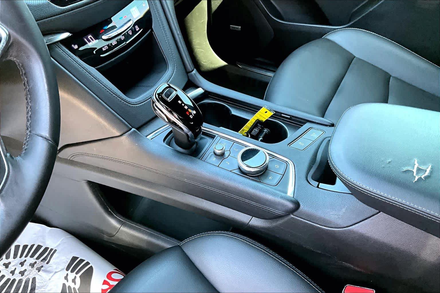 Used 2020 Cadillac XT5 Luxury FWD image 16