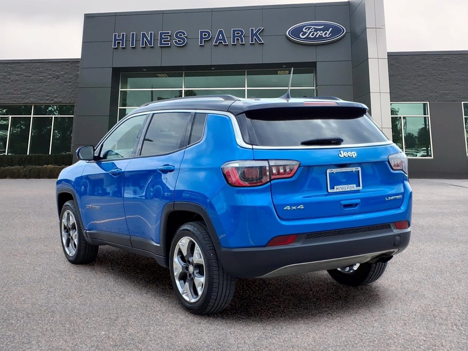 Used 2019 Jeep Compass Limited AWD/4WD image 5