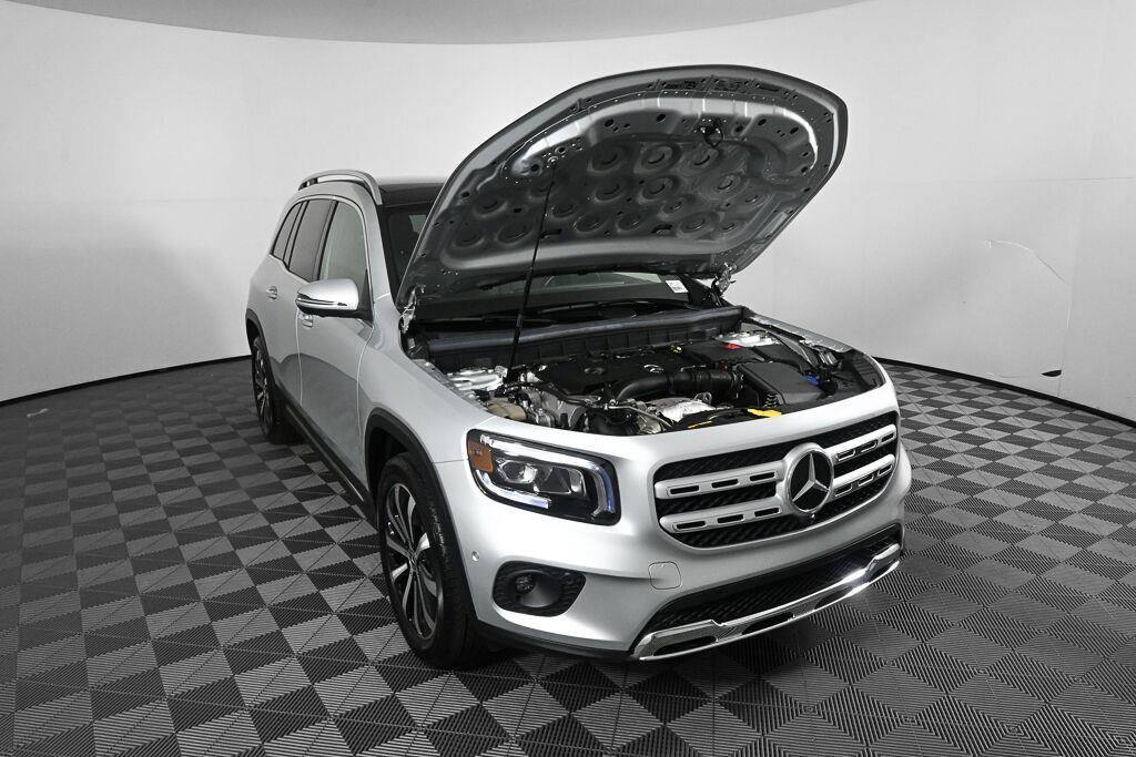 Certified 2023 Mercedes-Benz GLB 250 4MATIC image 33