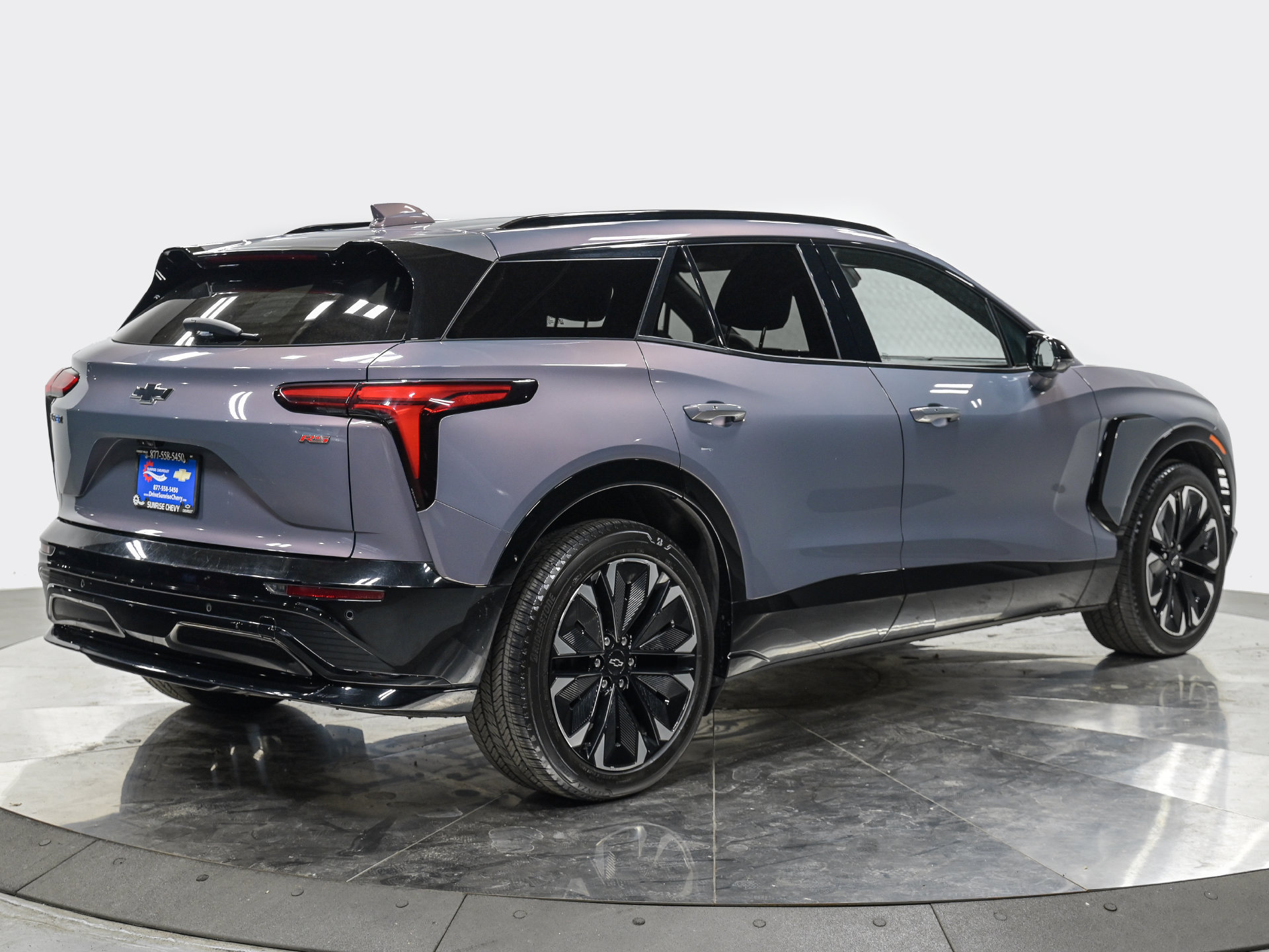 Used 2024 Chevrolet Blazer EV RS RWD image 7