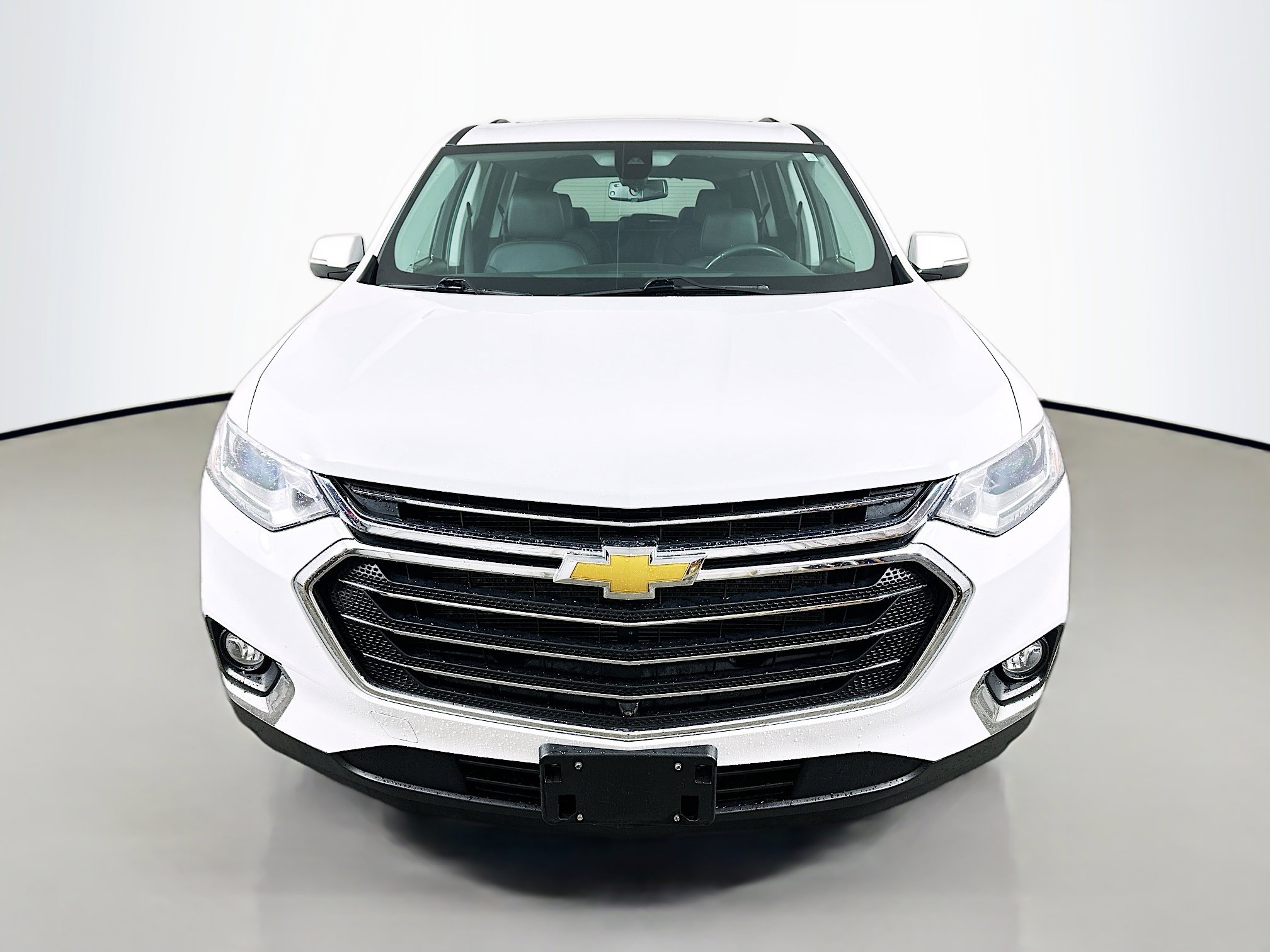 Used 2020 Chevrolet Traverse LT w/ LT Premium Package image 2
