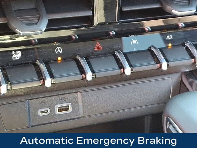 Used 2024 GMC Canyon AT4 image 18