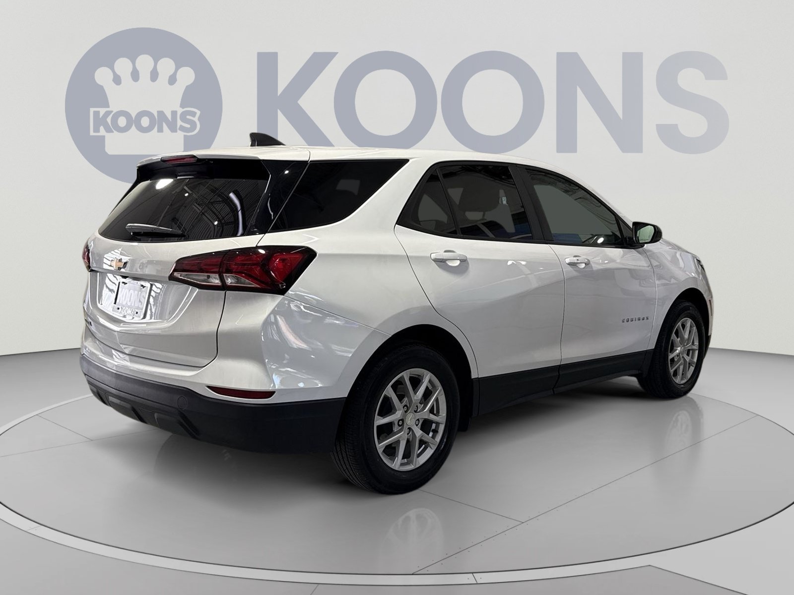 Used 2023 Chevrolet Equinox LS w/ LS Convenience Package FWD image 11