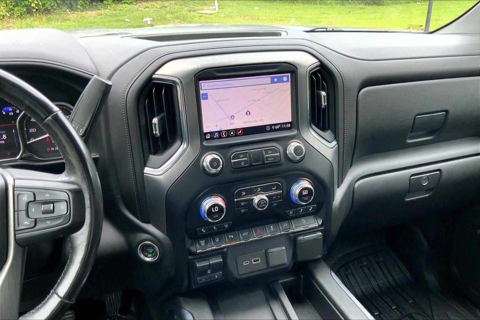 Used 2020 GMC Sierra 2500 Denali w/ Denali Ultimate Package AWD/4WD image 6