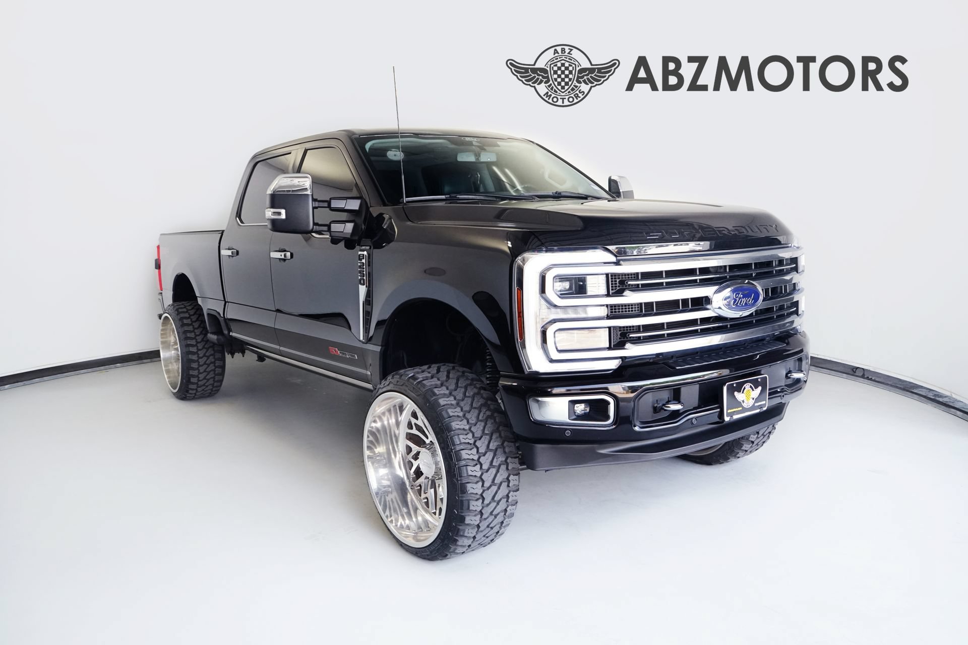Used 2024 Ford F250 Limited w/ FX4 Off-Road Package AWD/4WD image 1