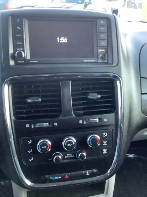 Used 2019 Dodge Grand Caravan SE image 19