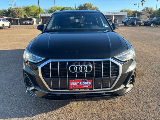 Used 2025 Audi Q3 2.0T Premium image 2