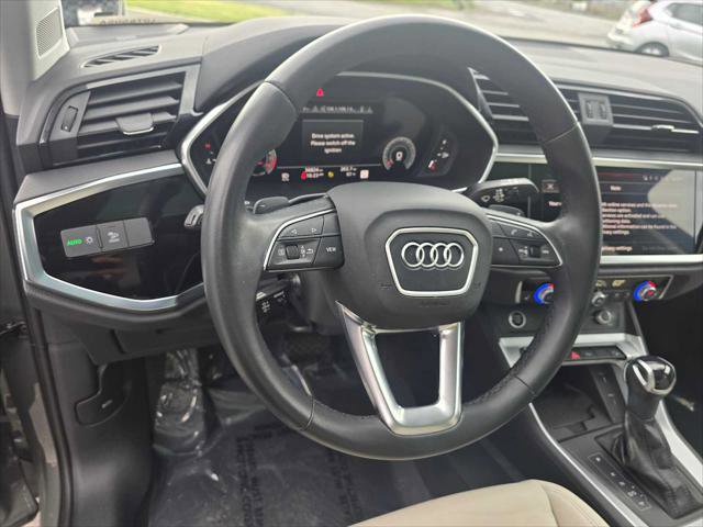 Used 2023 Audi Q3 2.0T Premium Plus w/ Premium Plus Package image 26