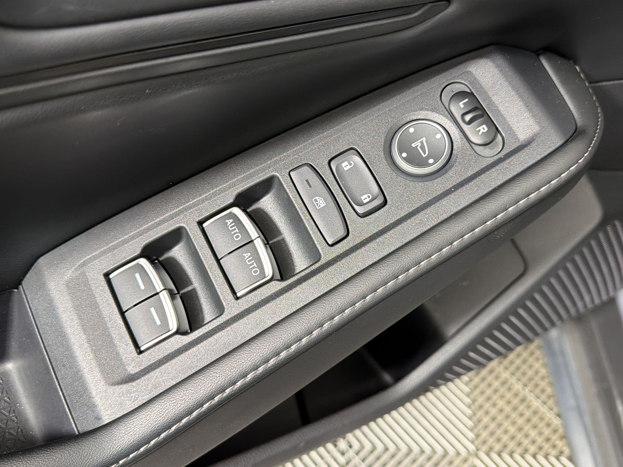 Used 2023 Honda Accord Sport image 26