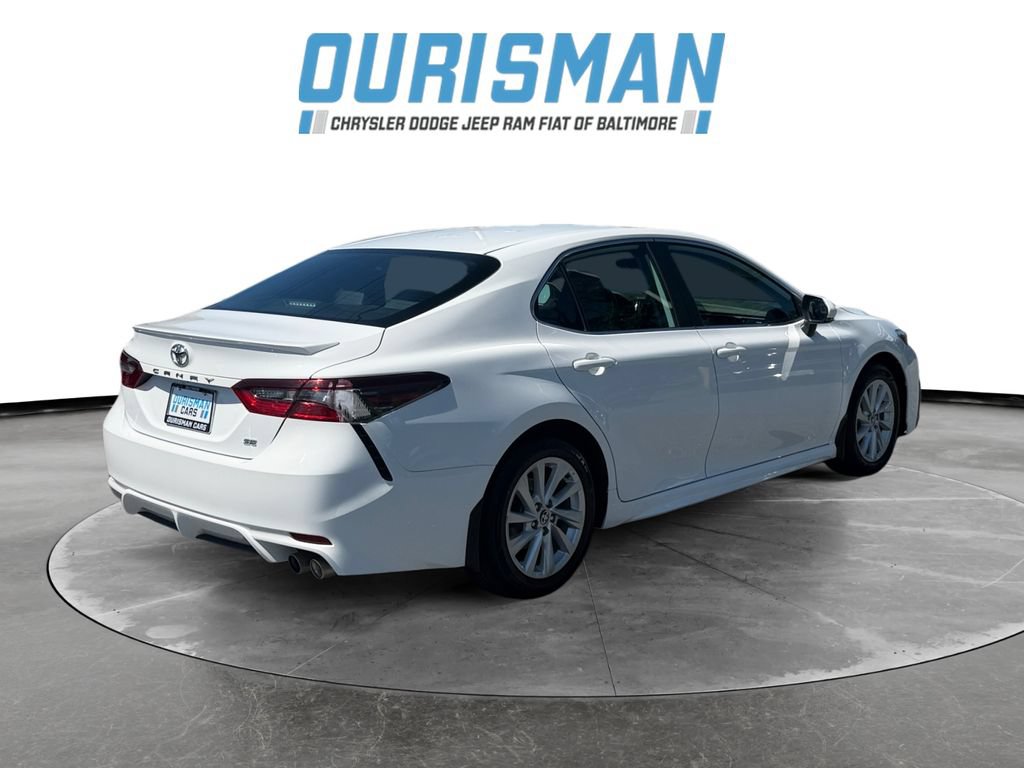 Used 2024 Toyota Camry SE FWD image 6