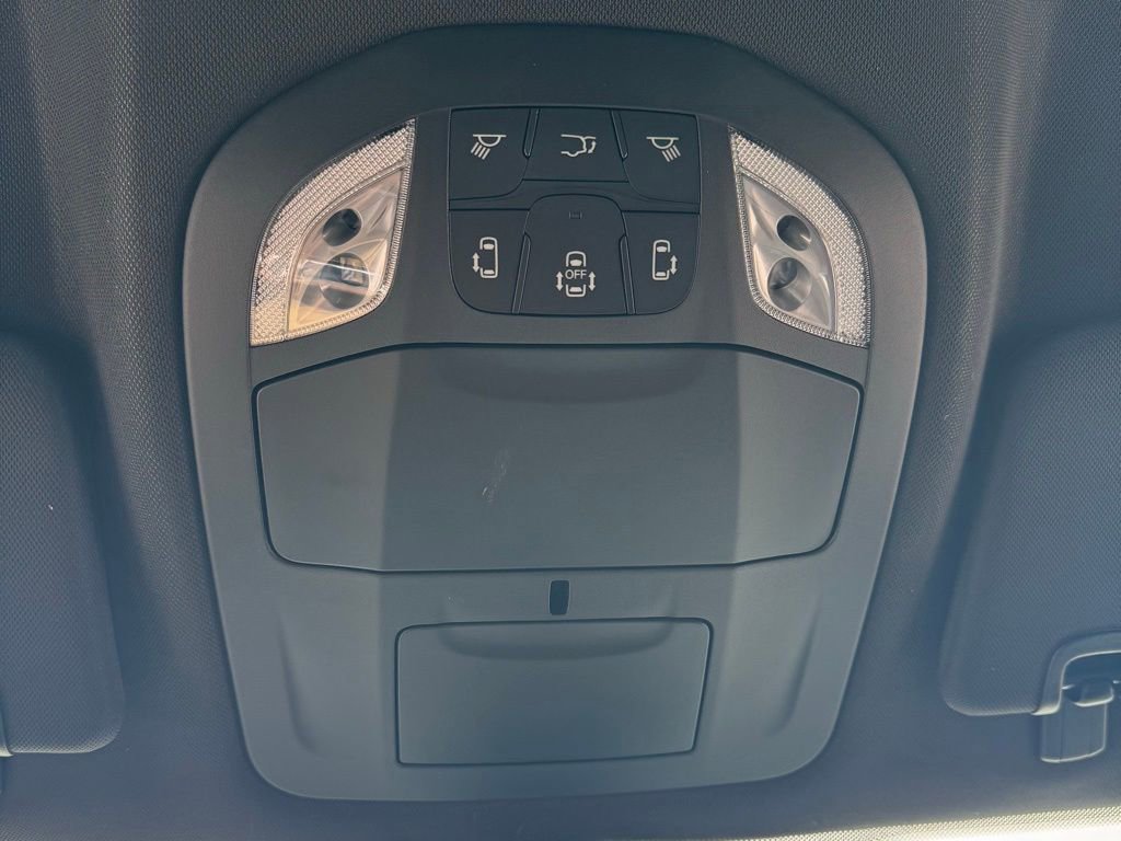 New 2026 Chrysler Pacifica Select image 27