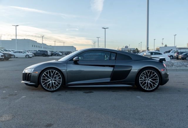 Used 2018 Audi R8 V10 plus image 4