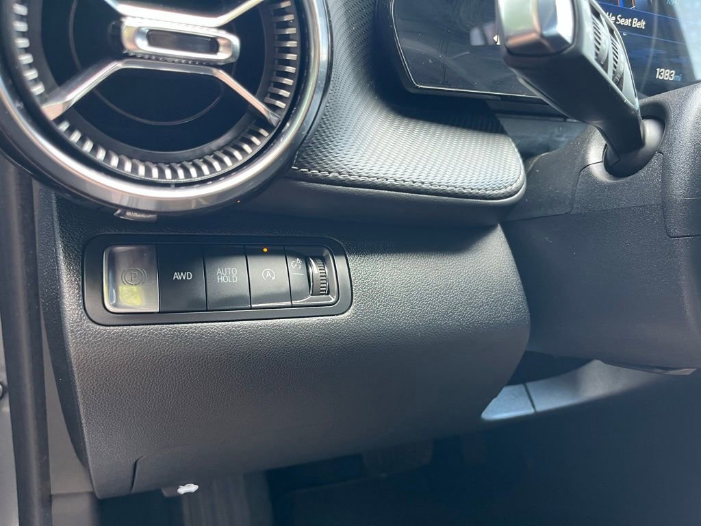Used 2025 Chevrolet Equinox LT image 27