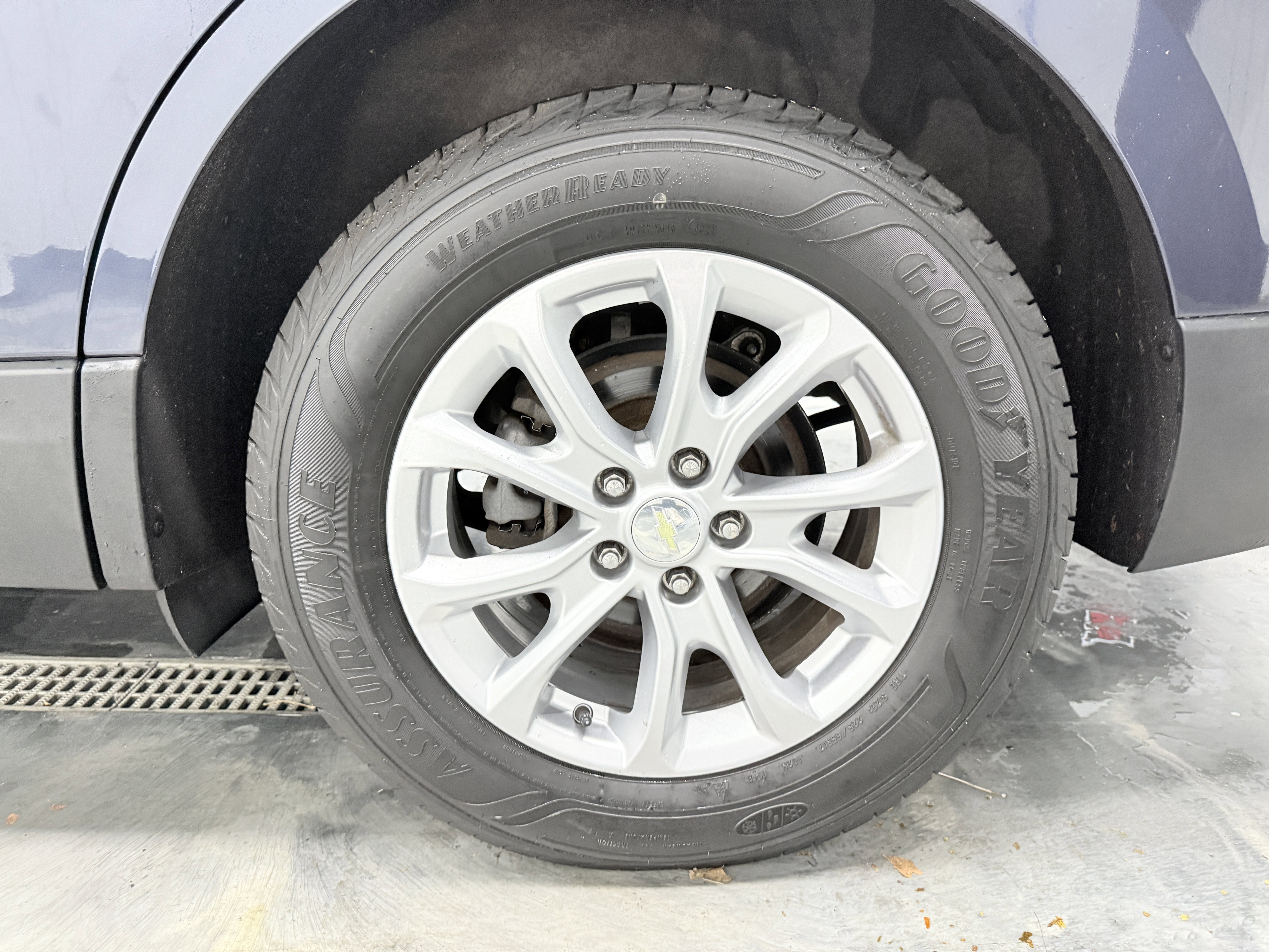 Used 2018 Chevrolet Equinox LT image 29