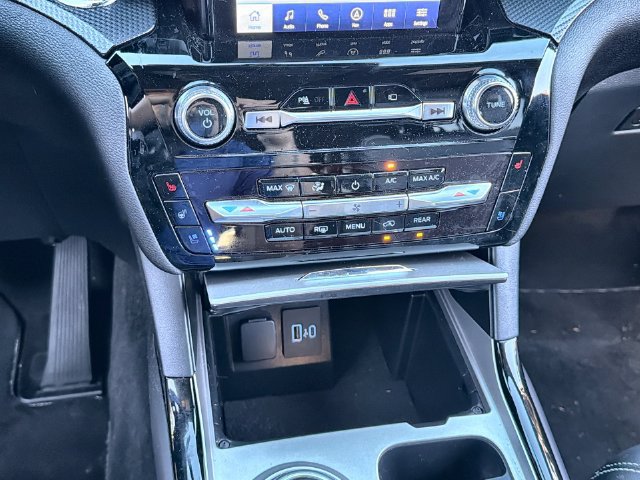 Used 2023 Ford Explorer ST w/ Equipment Group 401A AWD/4WD image 19