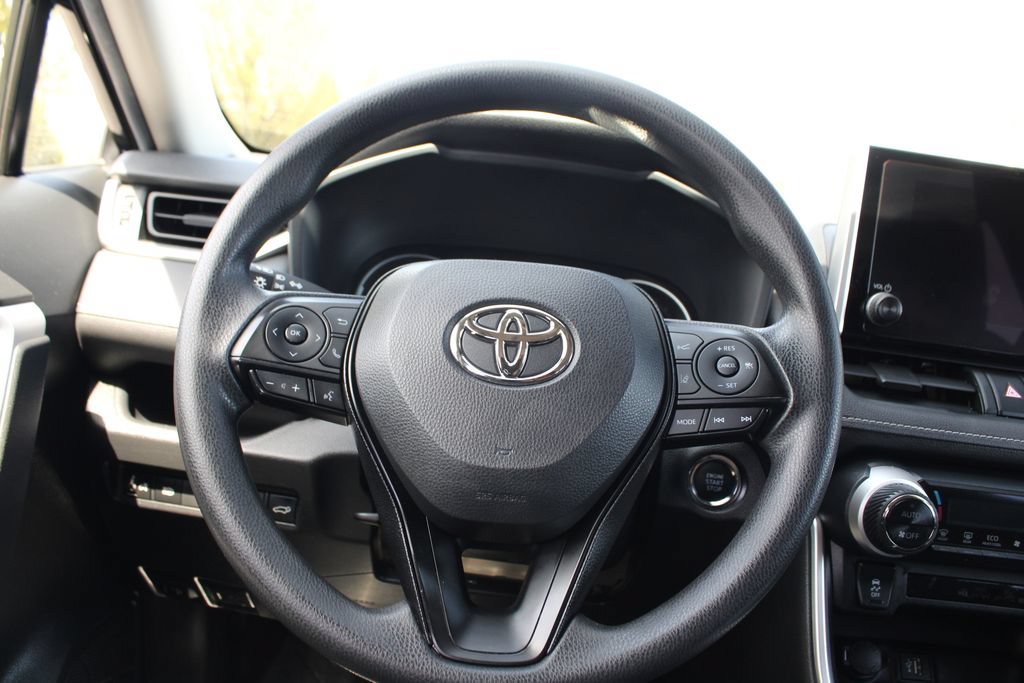 Used 2023 Toyota RAV4 XLE w/ Convenience Package AWD/4WD image 16