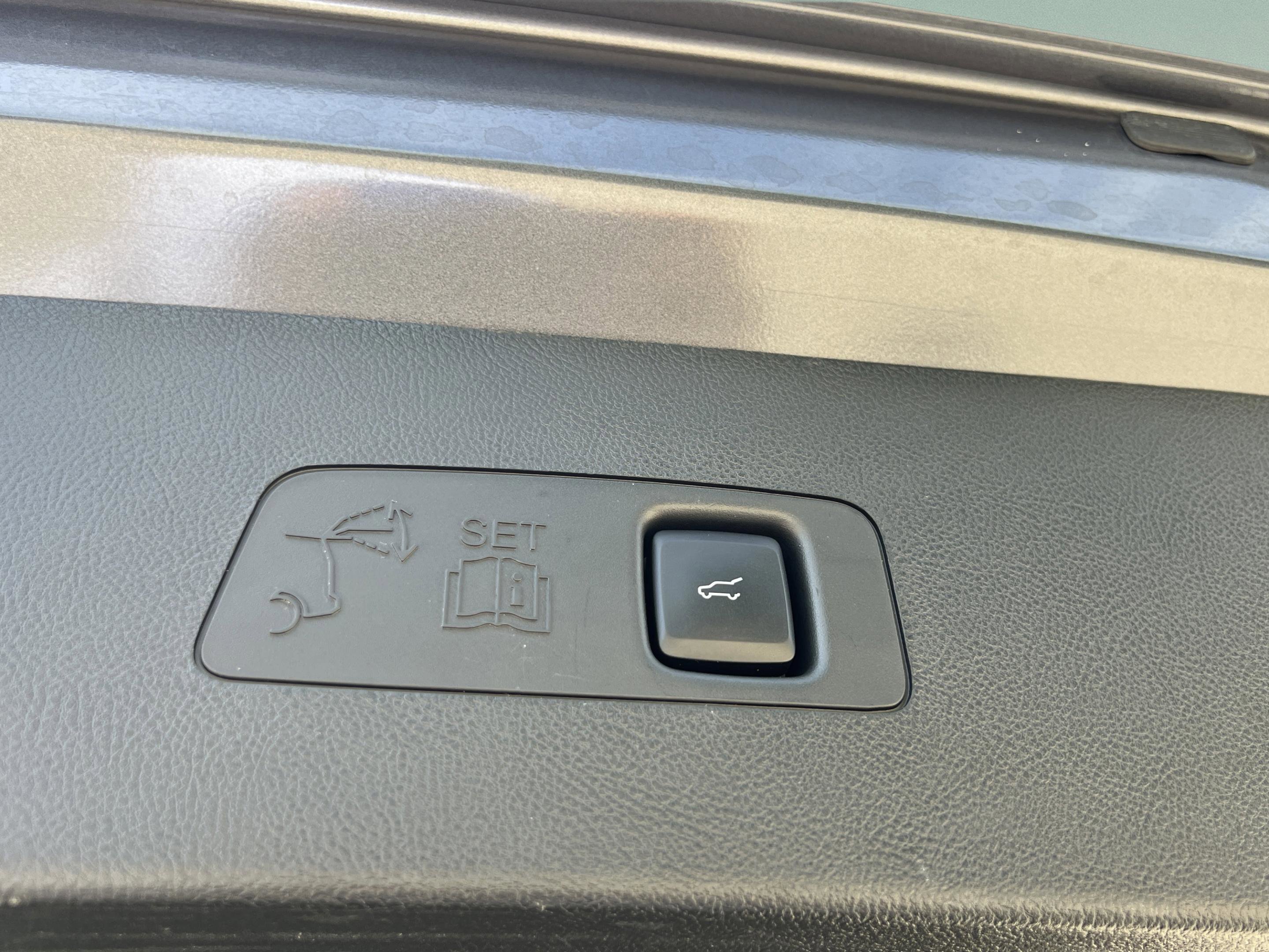 Certified 2023 Lincoln Corsair AWD image 25