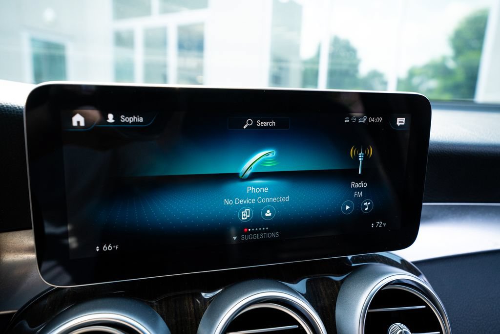 Used 2021 Mercedes-Benz GLC 300 4MATIC w/ Premium Package image 37