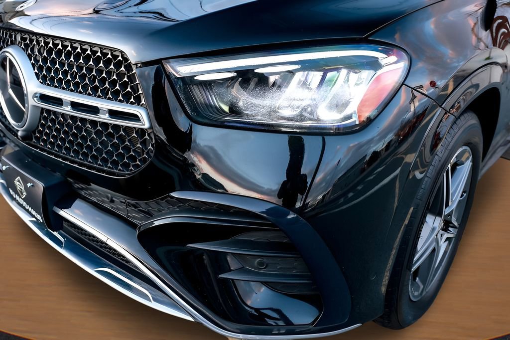 Used 2024 Mercedes-Benz GLE 450e 4MATIC w/ AMG Line Exterior image 11