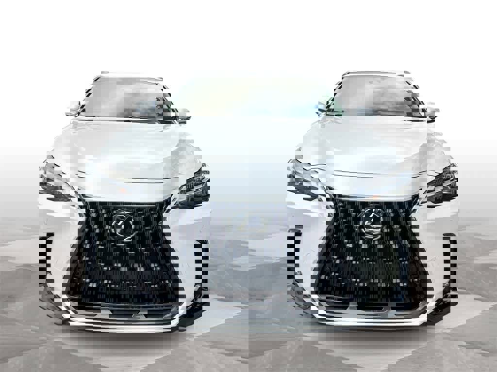 Used 2024 Lexus NX 250 FWD image 3