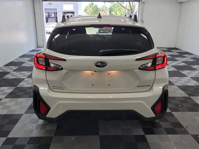 Used 2024 Subaru Crosstrek 2.0i Premium AWD/4WD image 5
