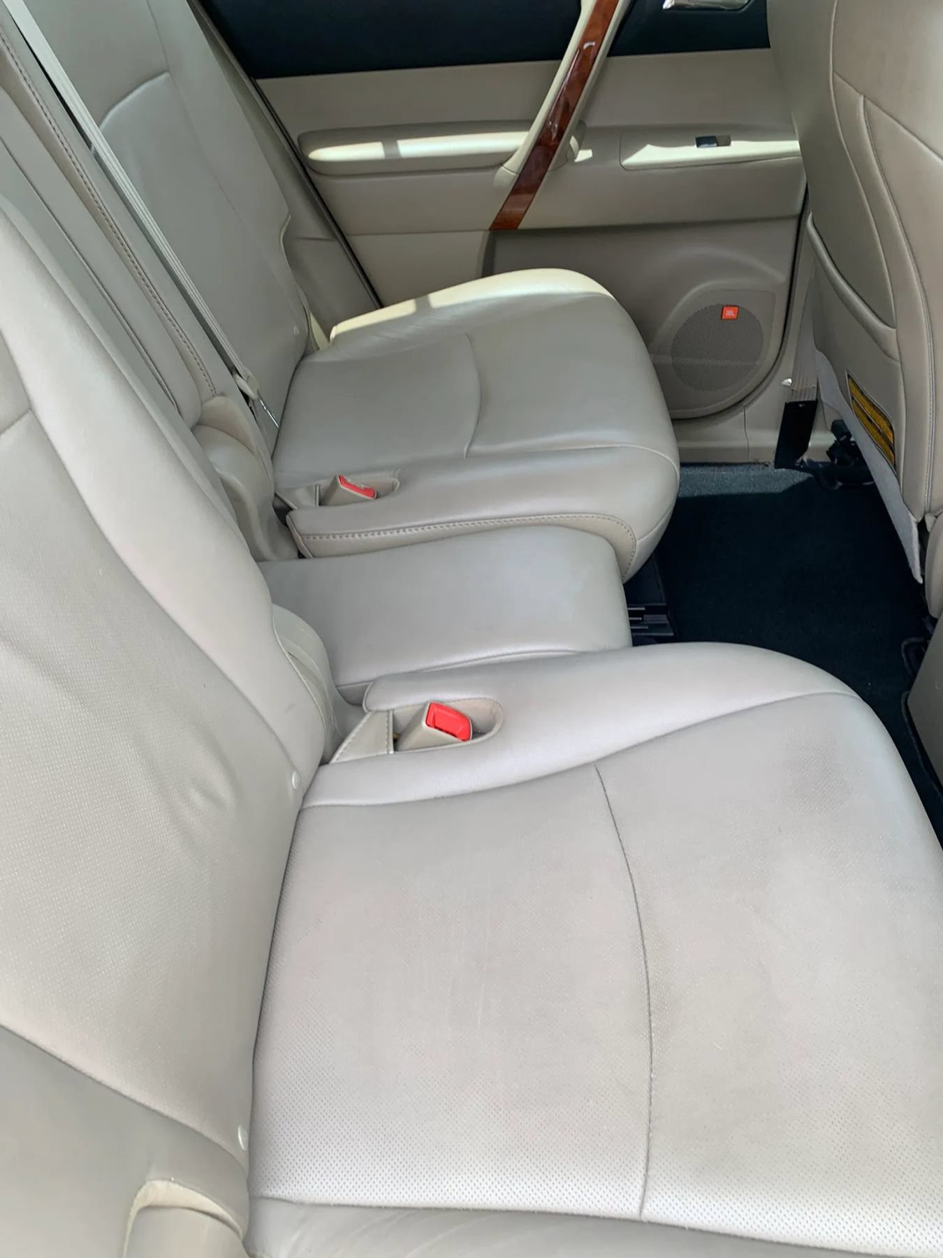 Used 2011 Toyota Highlander Limited FWD image 16