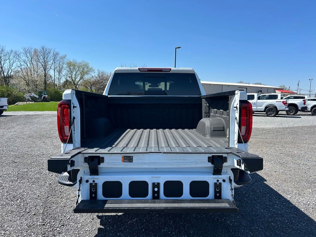 Used 2024 GMC Sierra 1500 AT4 w/ AT4 Preferred Package image 18