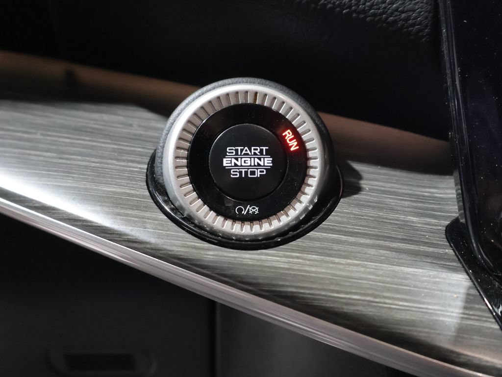 Used 2024 Jeep Wagoneer Series II AWD/4WD image 27