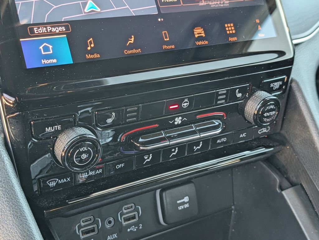 Used 2025 Jeep Grand Cherokee L Limited image 30