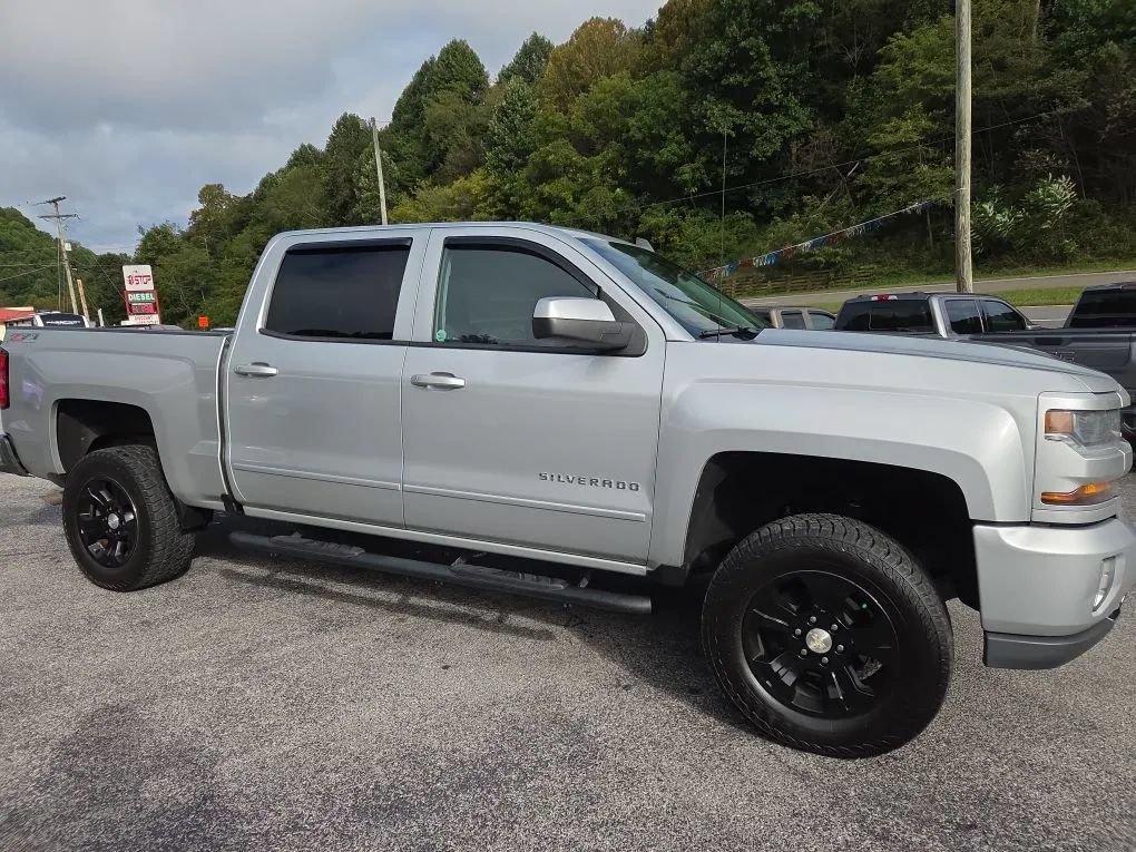 Used 2016 Chevrolet Silverado 1500 LT w/ All Star Edition AWD/4WD image 4