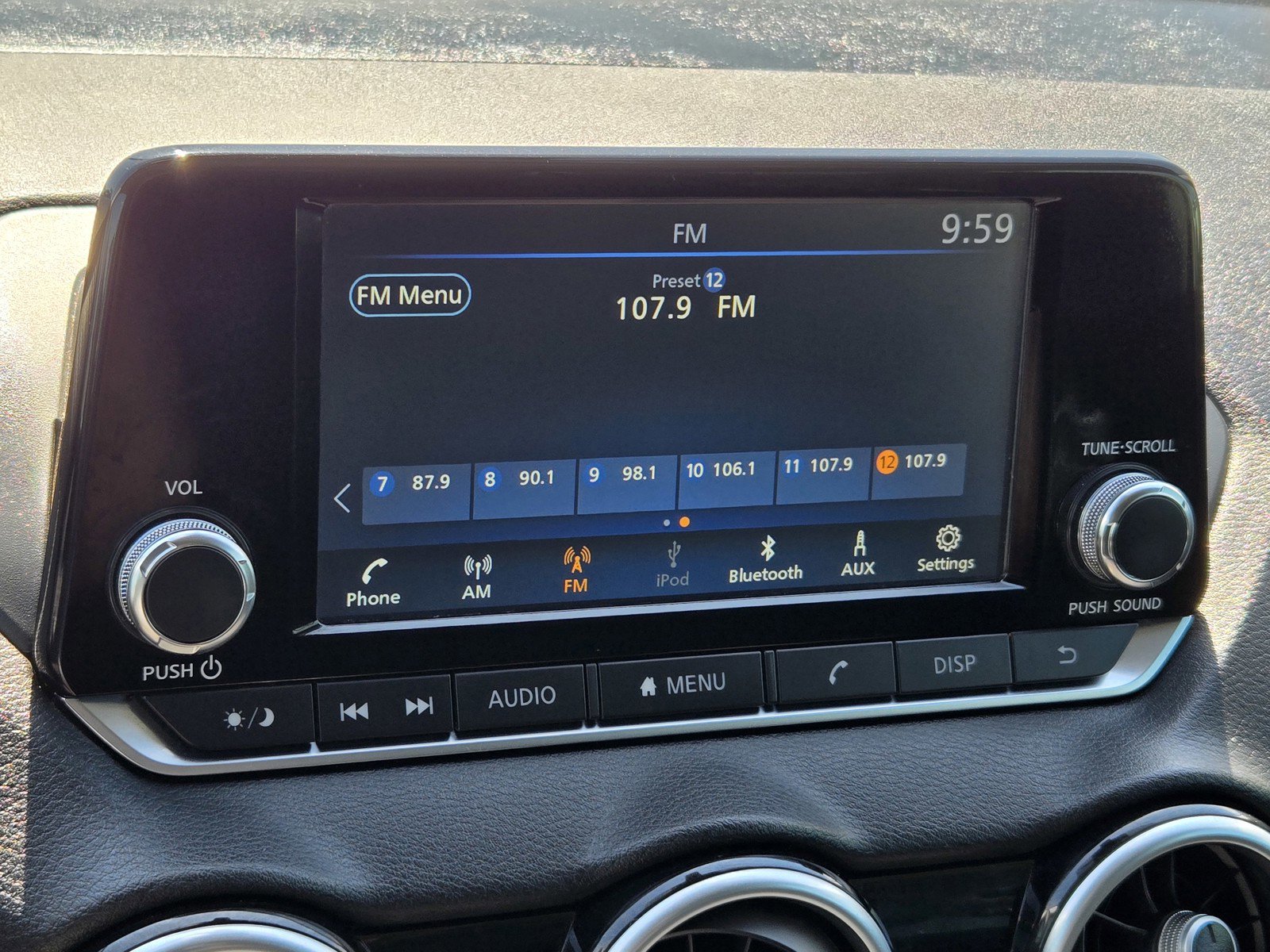 Used 2024 Nissan Sentra S image 14