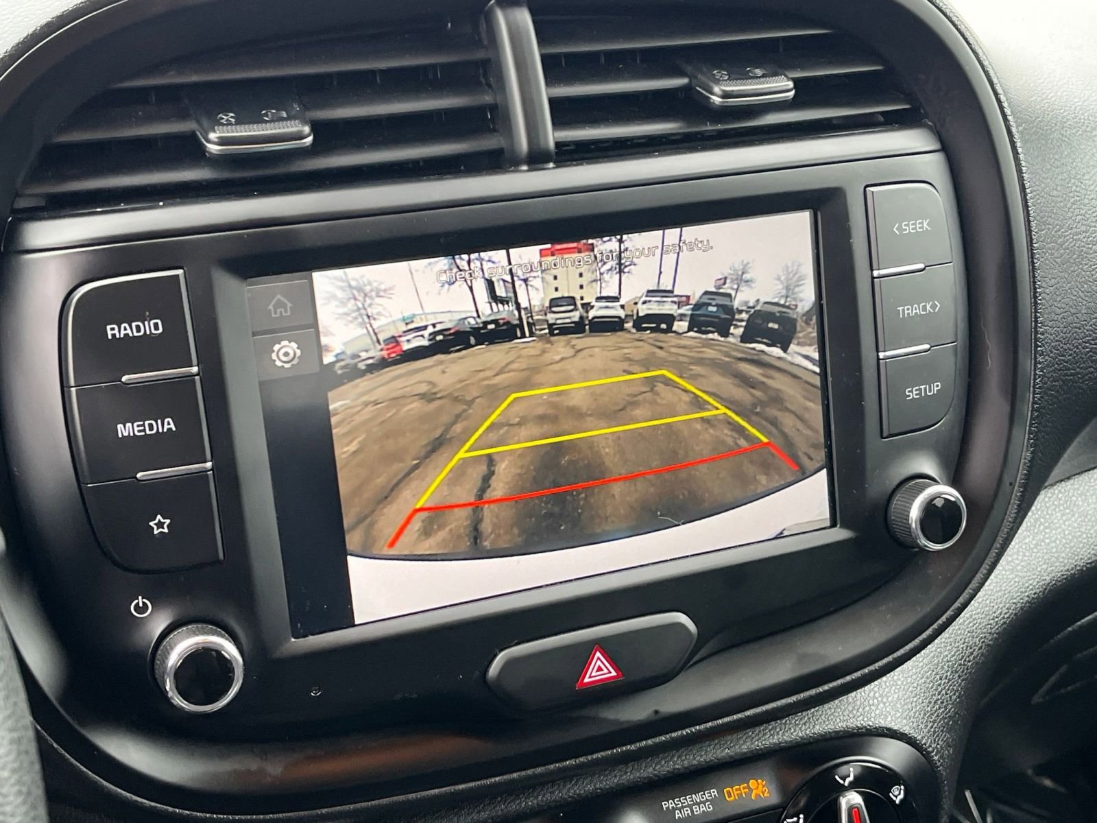 Used 2025 Kia Soul LX w/ LX Technology Package image 21