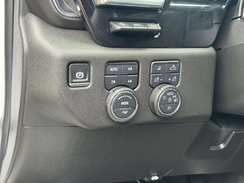 Used 2024 Chevrolet Silverado 2500 LTZ w/ LTZ Plus Package AWD/4WD image 23