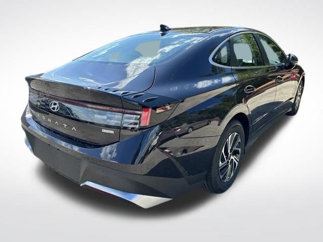 New 2026 Hyundai Sonata Blue FWD image 6