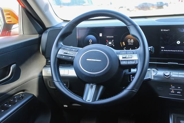 Used 2025 Hyundai Kona SEL image 19
