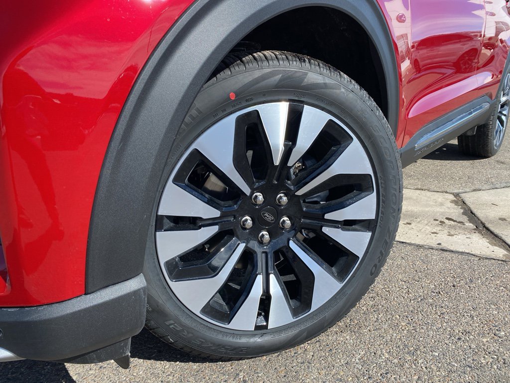 New 2026 Ford Explorer Platinum w/ LUX Leather Package image 2