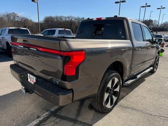 Used 2022 Ford F150 Lightning Platinum image 7