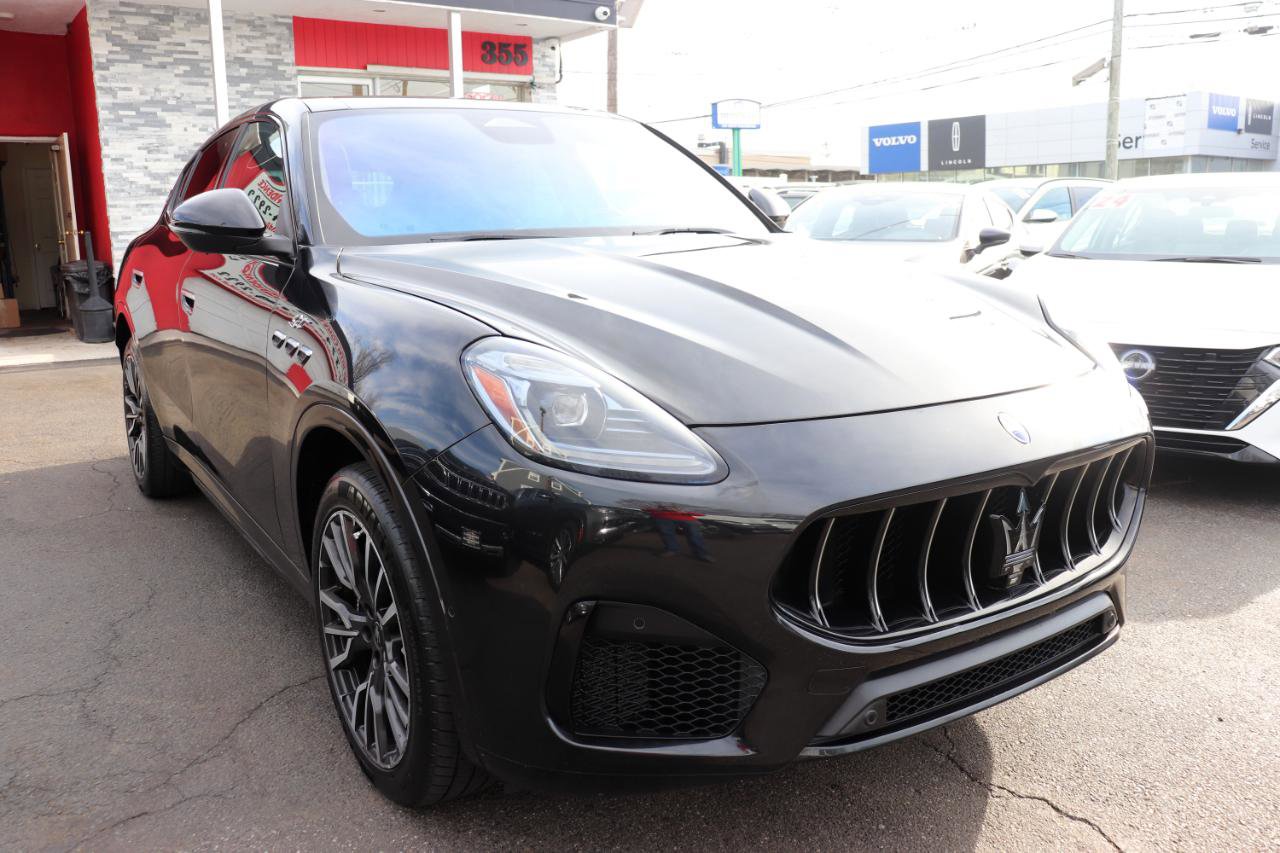 Used 2023 Maserati Grecale GT image 7