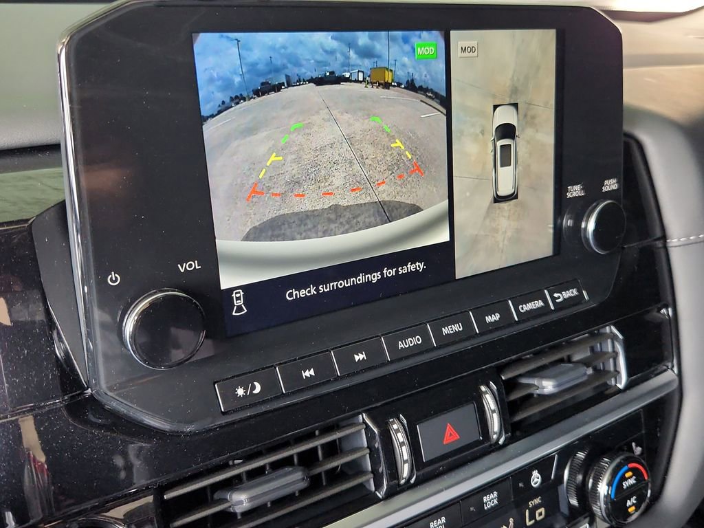 Certified 2025 Nissan Pathfinder SL image 22