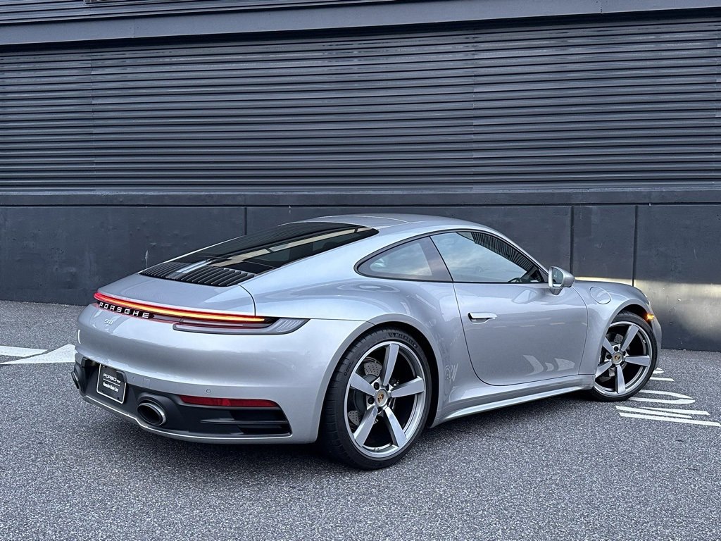 Certified 2024 Porsche 911 Carrera image 10