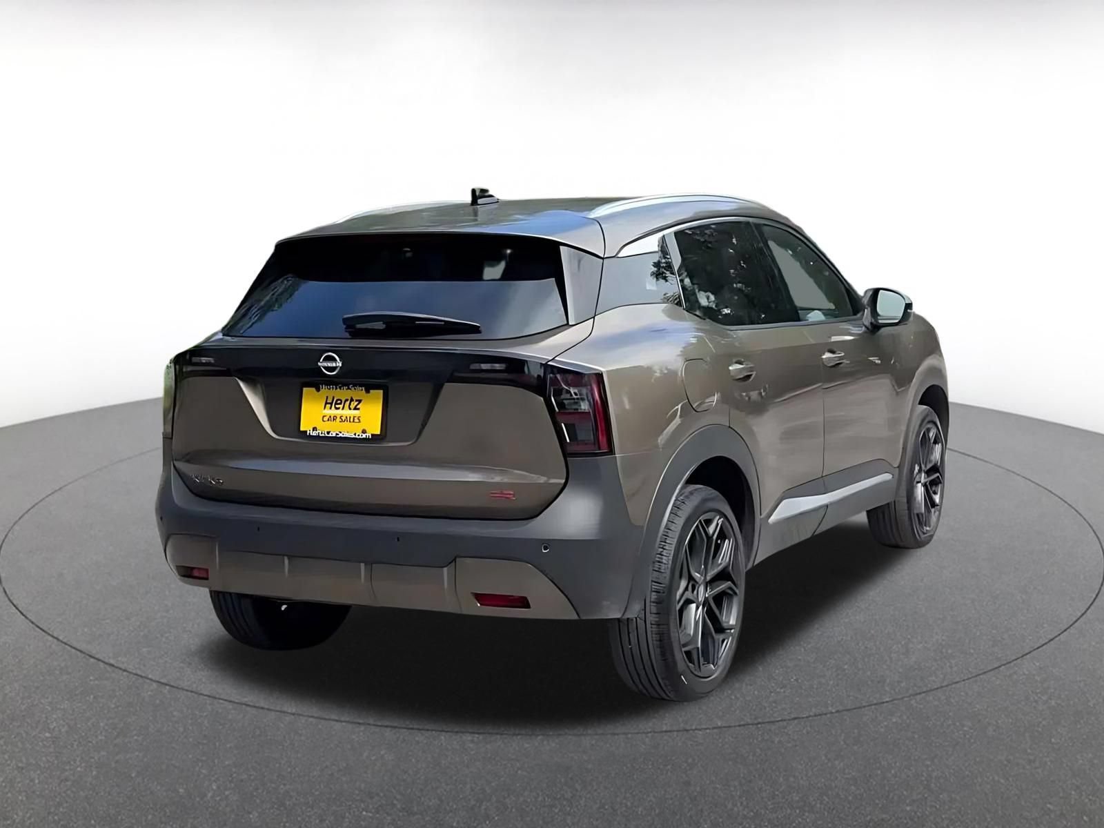 Used 2026 Nissan Kicks SR FWD image 13
