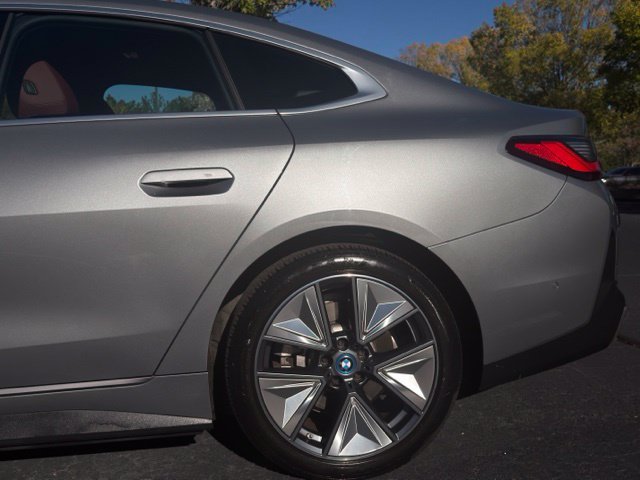 Used 2024 BMW i4 eDrive40 w/ Premium Package RWD image 14