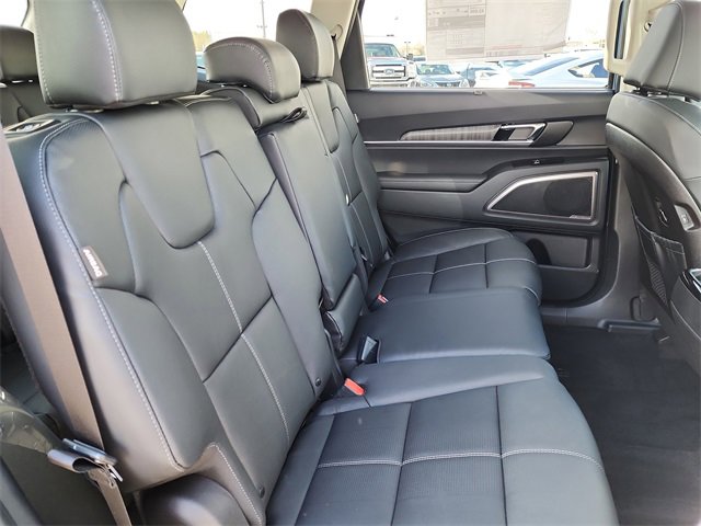 New 2025 Kia Telluride EX image 18