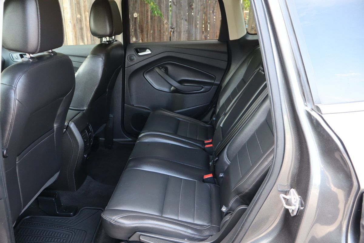 Used 2016 Ford Escape SE w/ SE Leather Comfort Package AWD/4WD image 20