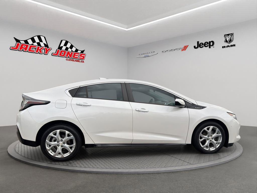 Used 2018 Chevrolet Volt Premier w/ Driver Confidence Package image 12