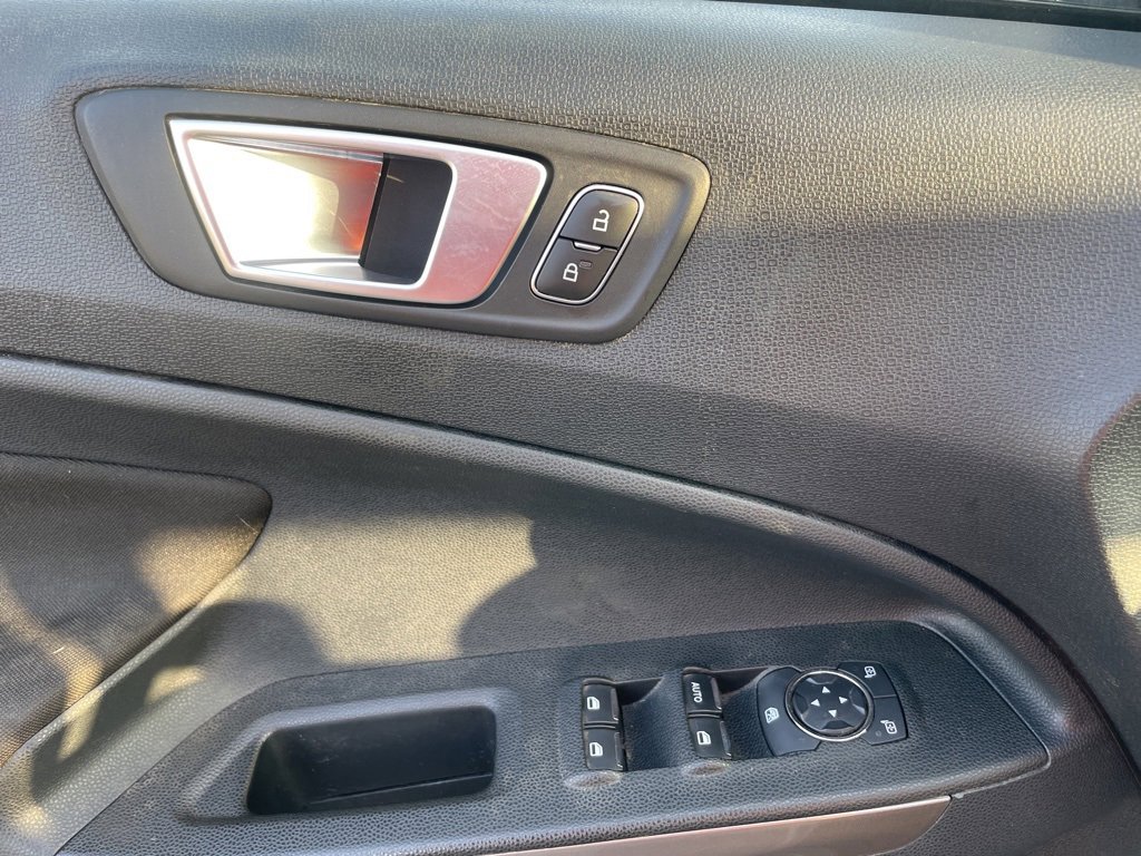 Used 2019 Ford EcoSport SE image 18