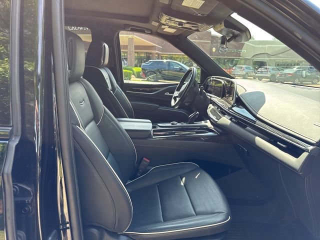 Used 2022 Cadillac Escalade Sport w/ Touring Package AWD/4WD image 10