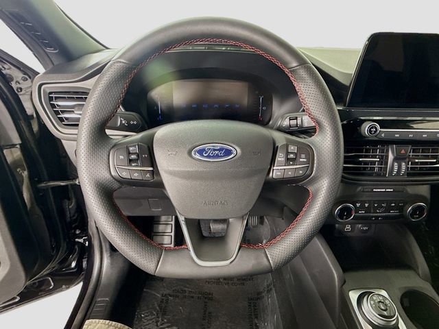 Used 2025 Ford Escape ST-Line FWD image 11
