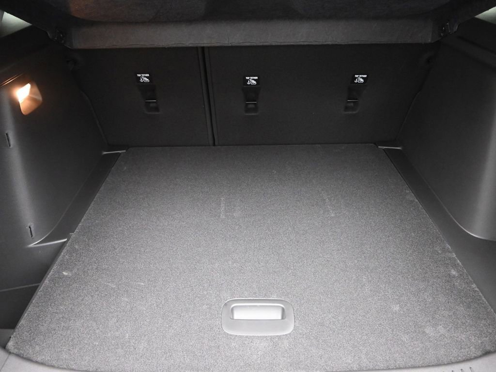 New 2026 Chevrolet Trax LT w/ Driver Confidence Package image 9